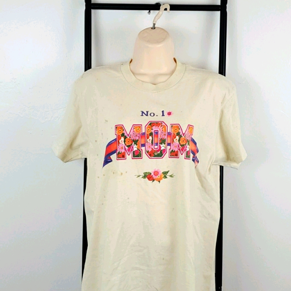 Vintage Land'n Sea graphic “ N #1 Mom ”  t-shirt top size S